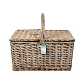 Cos de picnic pentru 4 persoane din rachita naturala maro deschis cu vesela si tacamuri ZQ23-1200