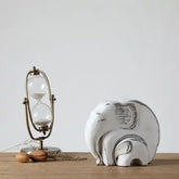 Set de 2 decoratiuni elefanti albi din polirasina 17.5 cm Yazhi