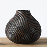 Vaza maro din polirasina 19.5 cm Yazhi