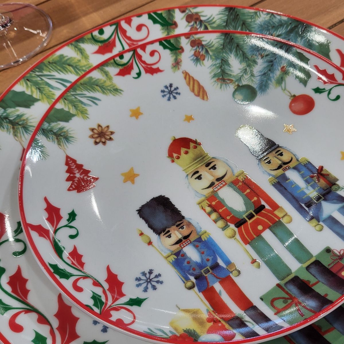 Farfurie multicolora din portelan Nutcracker Ø26 cm Inart